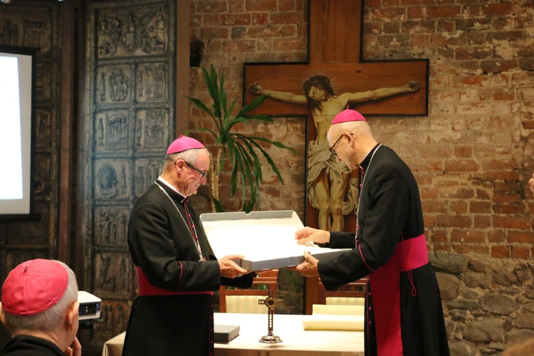 Płock. Przekazanie średniowiecznych pergaminów