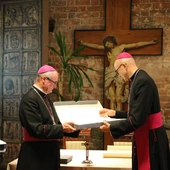 Historia zapisana atramentem