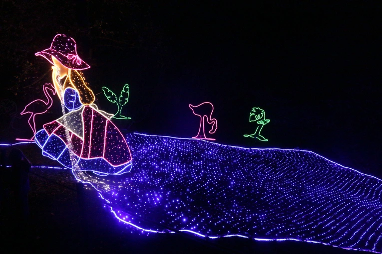 Św. Mikołaj w krainie Alicji