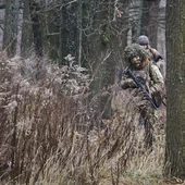Ukraińscy żołnierze przygotowuję się do walki
