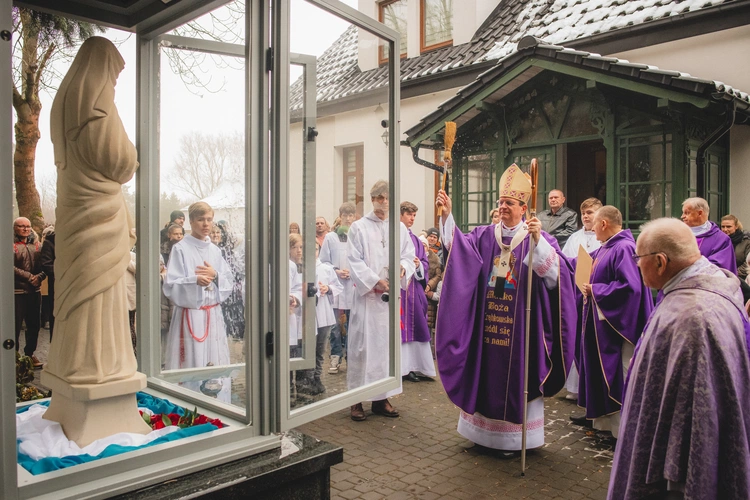 Poświęcenie figury w Trąbkach Wielkich
