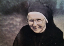 Wielbiłam, kochałam, wynagradzałam