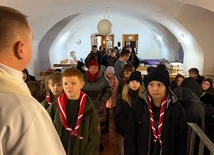 Śląskie. Harcerze przywiozą Betlejemskie Światło Pokoju