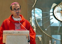 Bp Maciej Małyga poprowadzi rekolekcje na Dworcu Głównym PKP we Wrocławiu