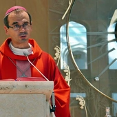 Bp Maciej Małyga poprowadzi rekolekcje na Dworcu Głównym PKP we Wrocławiu