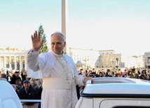 Papież zachęcił Polaków do uczestnictwa w Mszach św. roratnich