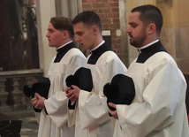 Obłóczyny oraz włączenie do grona kandydatów do diakonatu i prezbiteratu