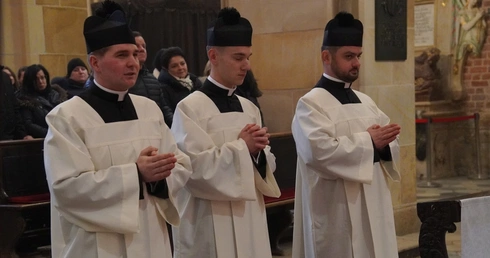 Obłóczyny i kandydatura. Powołanie to nie jedna chwila, to droga