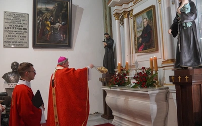 W Oławie z bł. Bernardem Lichtenbergiem. Jezus nie obiecuje spokoju i powodzenia, ale odbiera lęk