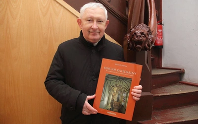 Pierwszy album o katedrze