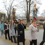 Poświęcenie odnowionych ołtarzy w kościele w Borowej k. Mielca