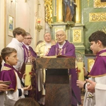 Poświęcenie odnowionych ołtarzy w kościele w Borowej k. Mielca