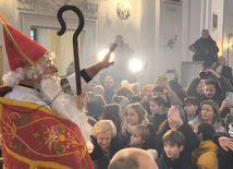 Święty z nieba na Bielanach