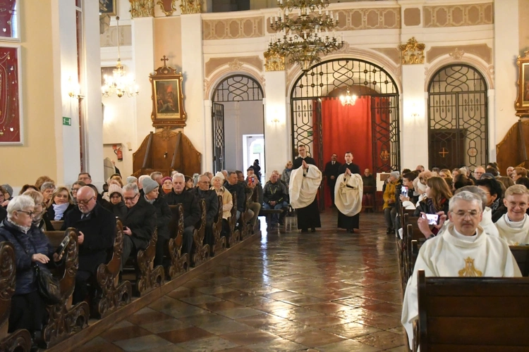 Obłóczyny i kandydatura w Rokitnie