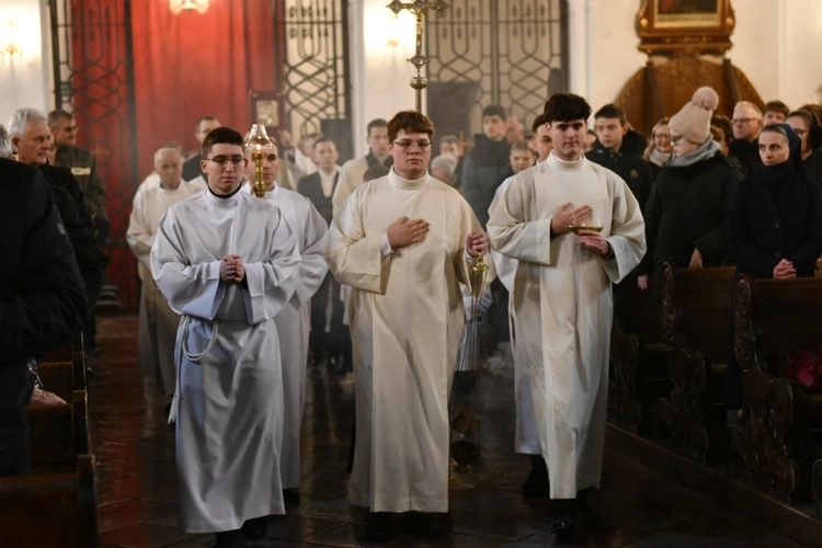 Obłóczyny i kandydatura w Rokitnie