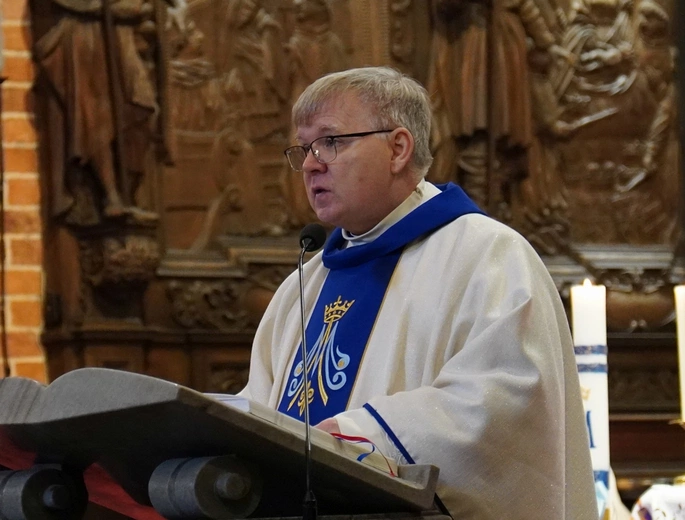 Z Niepokalanie Poczętą w katedrze wrocławskiej