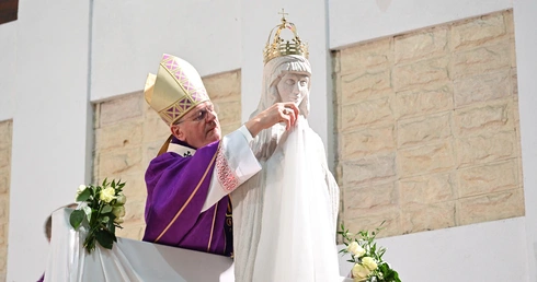 Koronacja Matki Bożej na gdańskiej Zaspie