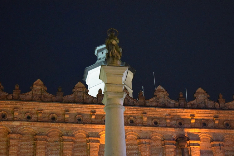 Modlitwa przy figurze