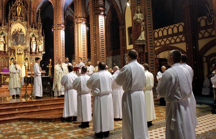 Nowi szafarze Komunii świętej