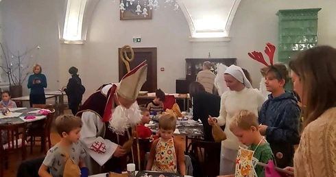 Warsztaty pierniczkowe u sióstr boromeuszek