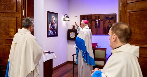 Pielgrzymi nadziei na morzu - Uniwersytet Morski w Gdyni świętuje 105 lat