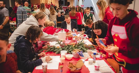 W programie były m.in. warsztaty dekoracji pierników.