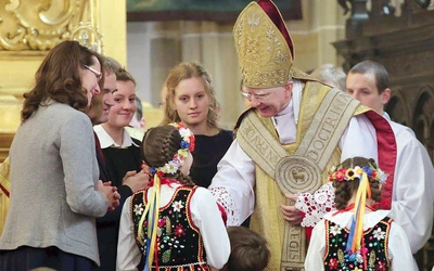 Racjonał czeka na kardynała. Na Wawelu trwają przygotowania do ingresu