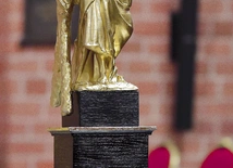 Uroczystość jest również świętem patronalnym Warmińskiej Kapituły Katedralnej.