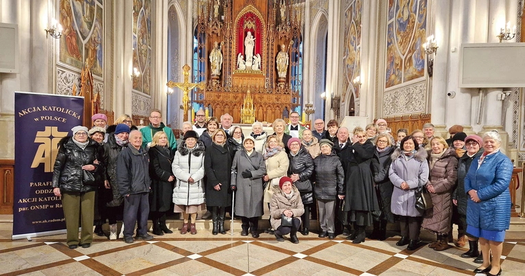 Msza św. sprawowana była w radomskiej katedrze. 