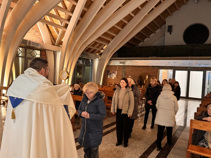 Przez rok u Jego stóp