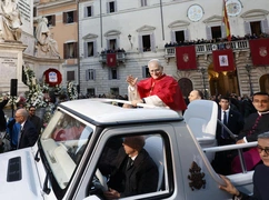 Papież skrytykował próby rozbicia sojuszu Europy i USA