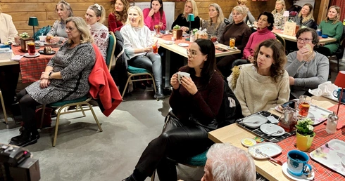 Ważniejsze dekoracje niż relacje