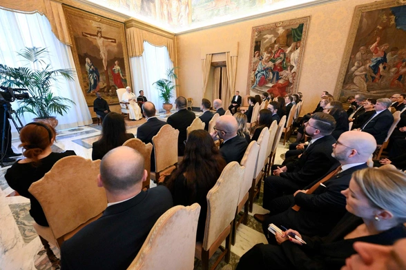 Papież spotyka się z delegacją Grupy Europejskich Konserwatystów i Reformatorów Parlamentu Europejskiego