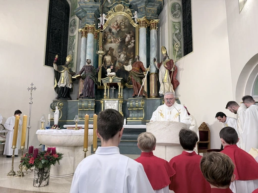 Pszczyna. Ustanowienie kaplicy całodobowej adoracji