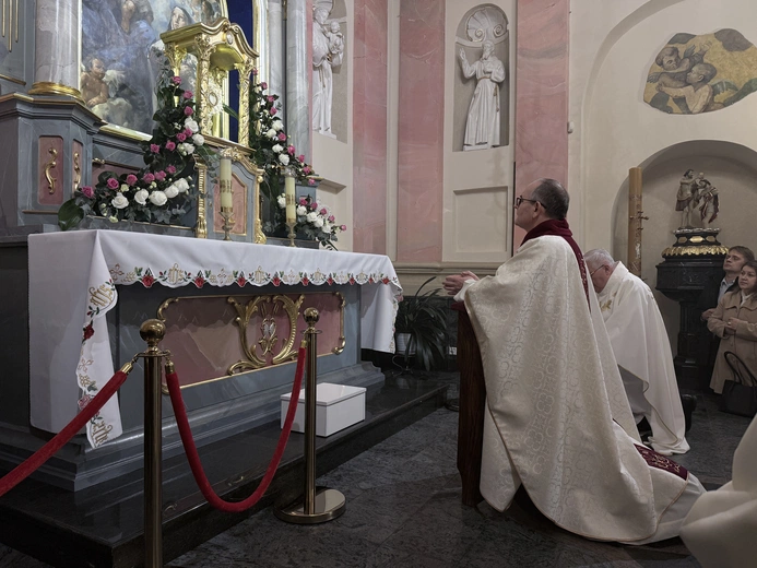Pszczyna. Ustanowienie kaplicy całodobowej adoracji