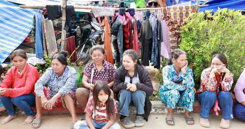 Bezpieczne w obozie dla uchodźców