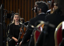 Papież zachęca do słuchania muzyki, która zbliża do Boga