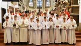 Trzy zadania dla lektorów