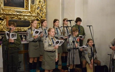 Betlejemskie Światełko Pokoju w Sandomierzu