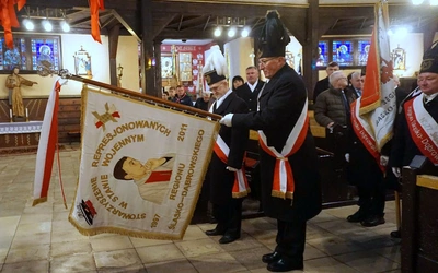 Uroczystości rocznicy 13 grudnia - poczty sztandarowe