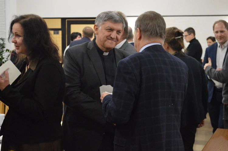 Świąteczne spotkanie profesorów i wykładowców