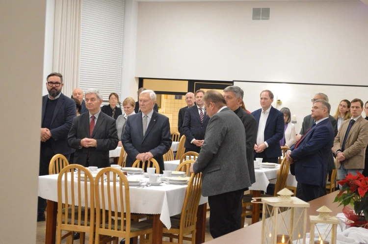 Świąteczne spotkanie profesorów i wykładowców