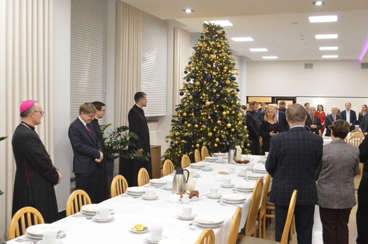 Świąteczne spotkanie profesorów i wykładowców