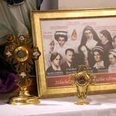 Bł. Ewa i bł. Marta w kaplicy szpitalnej we Wrocławiu