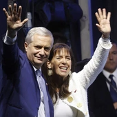 Prezydent - elekt  Jose Antonio Kast z żoną