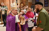 Ponad 1200 harcerzy na przekazaniu Betlejemskiego Światła Pokoju w kolegiacie