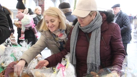 "Kraj prawych ludzi", czyli anioły na jarmarku z misją w Burkina Faso