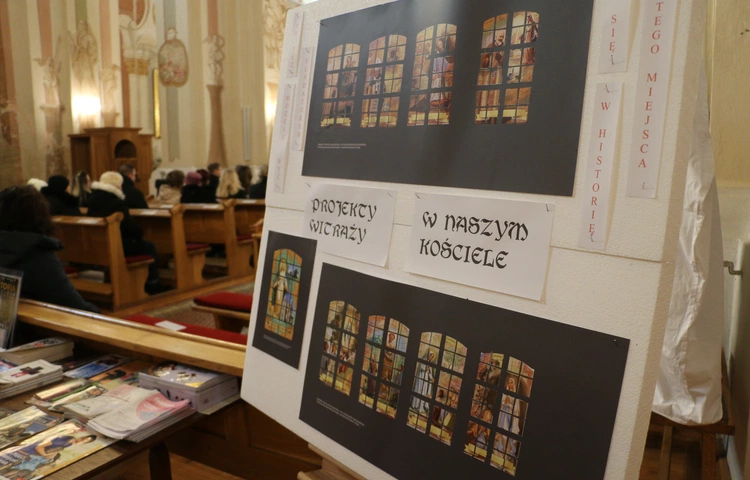Strzegocin. Nowe witraże