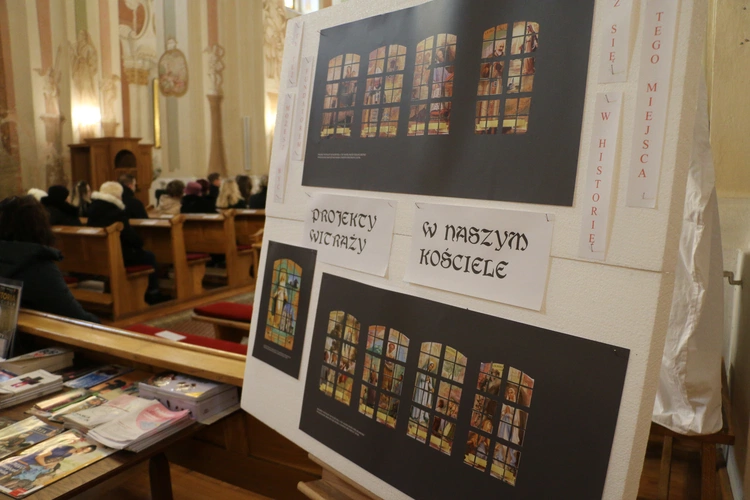 Strzegocin. Nowe witraże