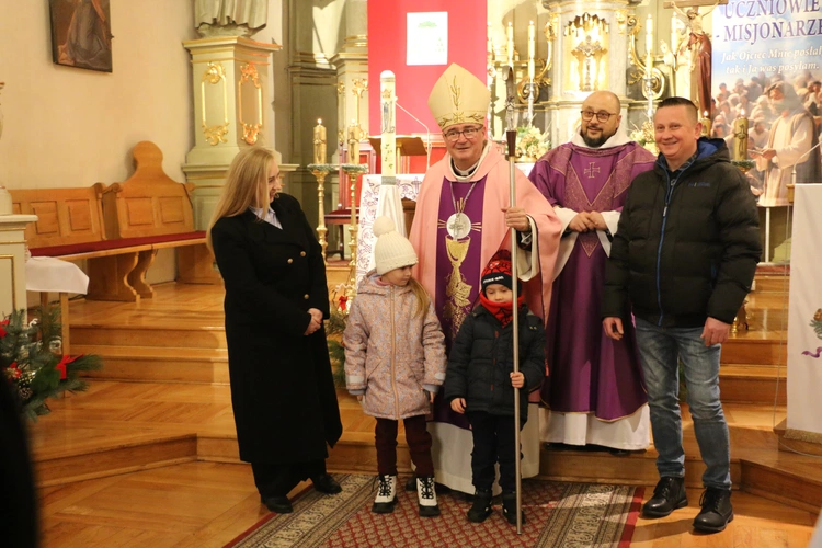 Strzegocin. Nowe witraże